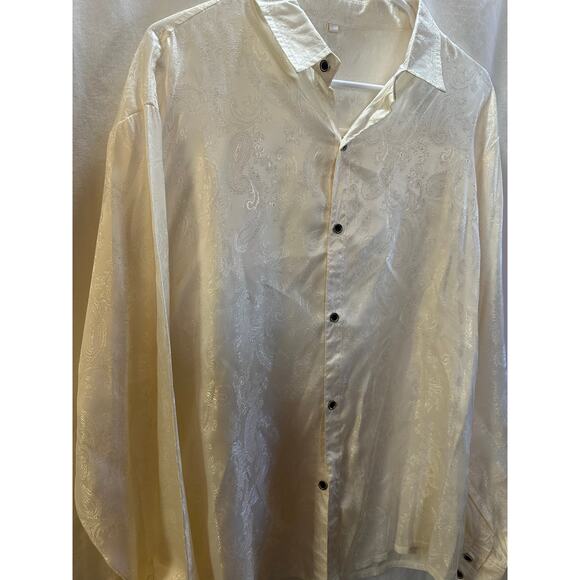 Unbranded Satin Jacquard Button-Down Blouse – Size Large - Picture 4 of 8